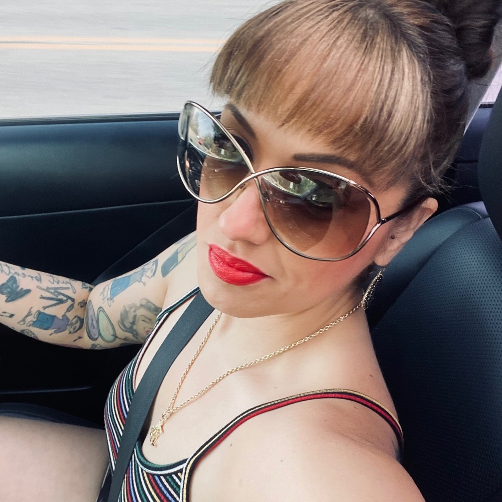 Meet your Posher, Jennie